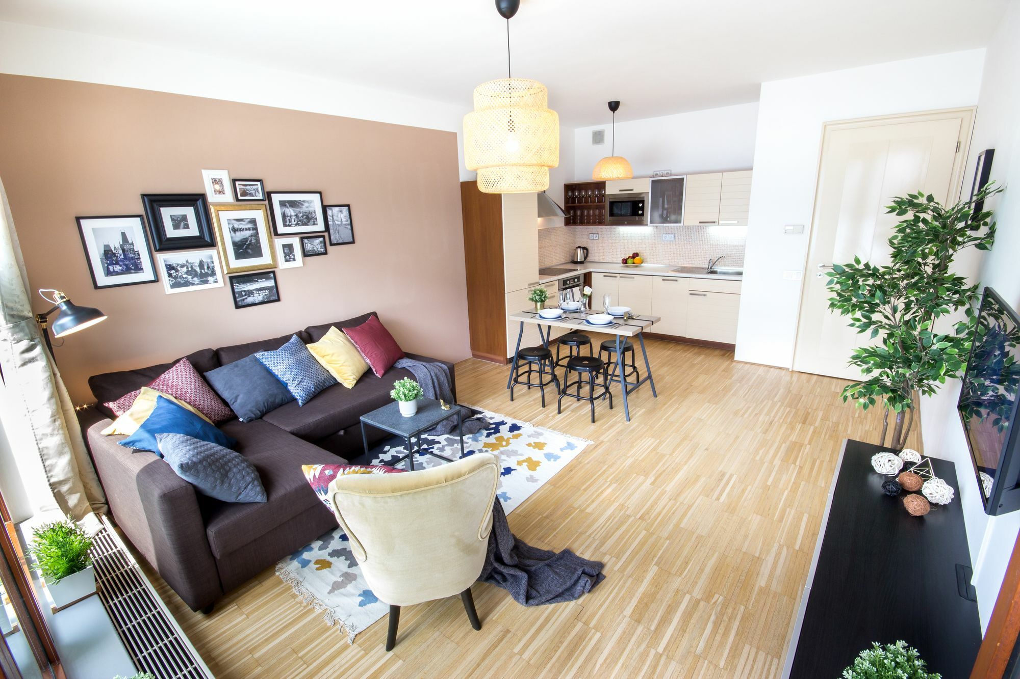 פראג Luxury Apartment River Diamond Residence מראה חיצוני תמונה